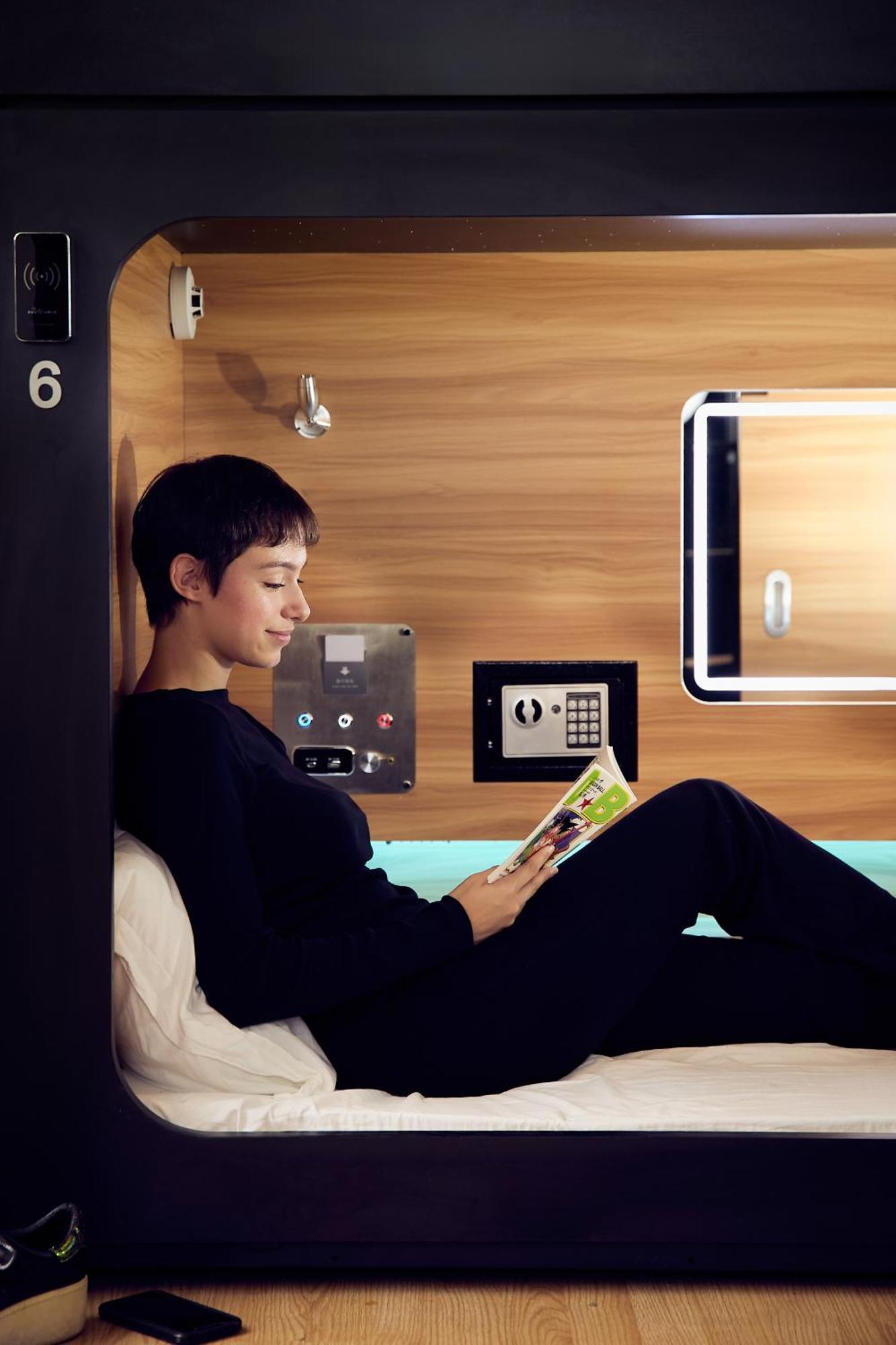 Capsule Hotel Montréal Eksteriør billede